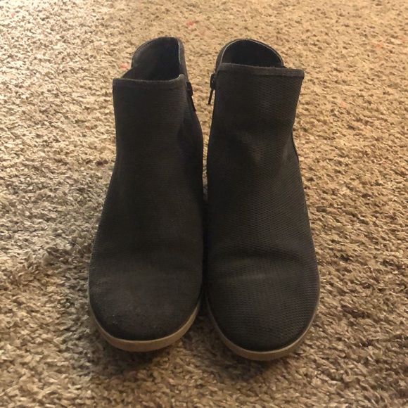 Kensie booties; dark grey; zip up; elastic; textile fabric - Picture 5 of 5